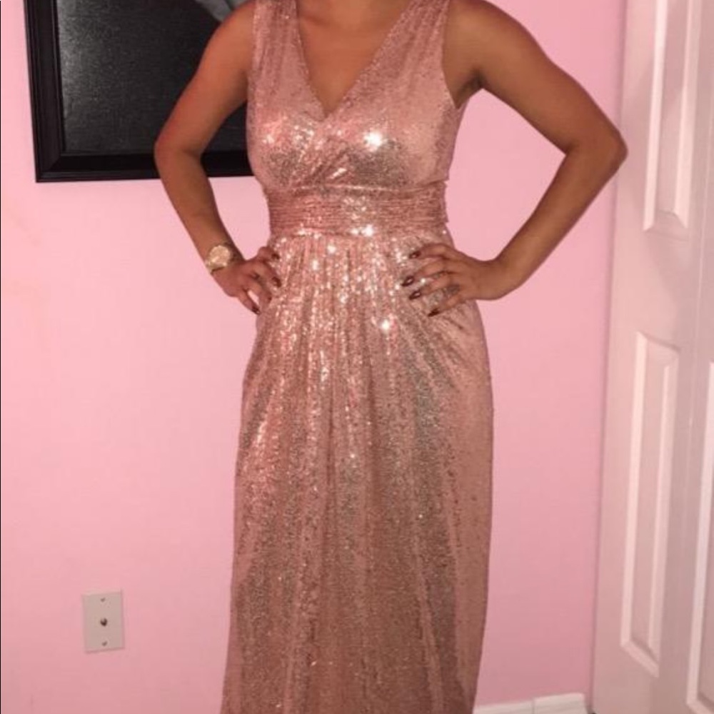 Gold sequin Evening Gown / bridesmaid dress size 8 ✨